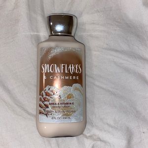 BATH AND BODY WORKS LOTION